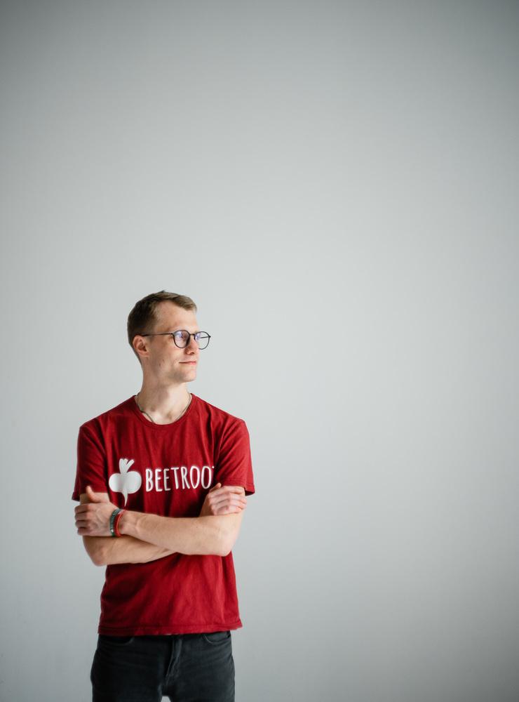 Andreas Flodström driver IT-bolaget Beetroot. Han är uppvuxen i Tveten i Kungälv men är numer bosatt i Kiev.