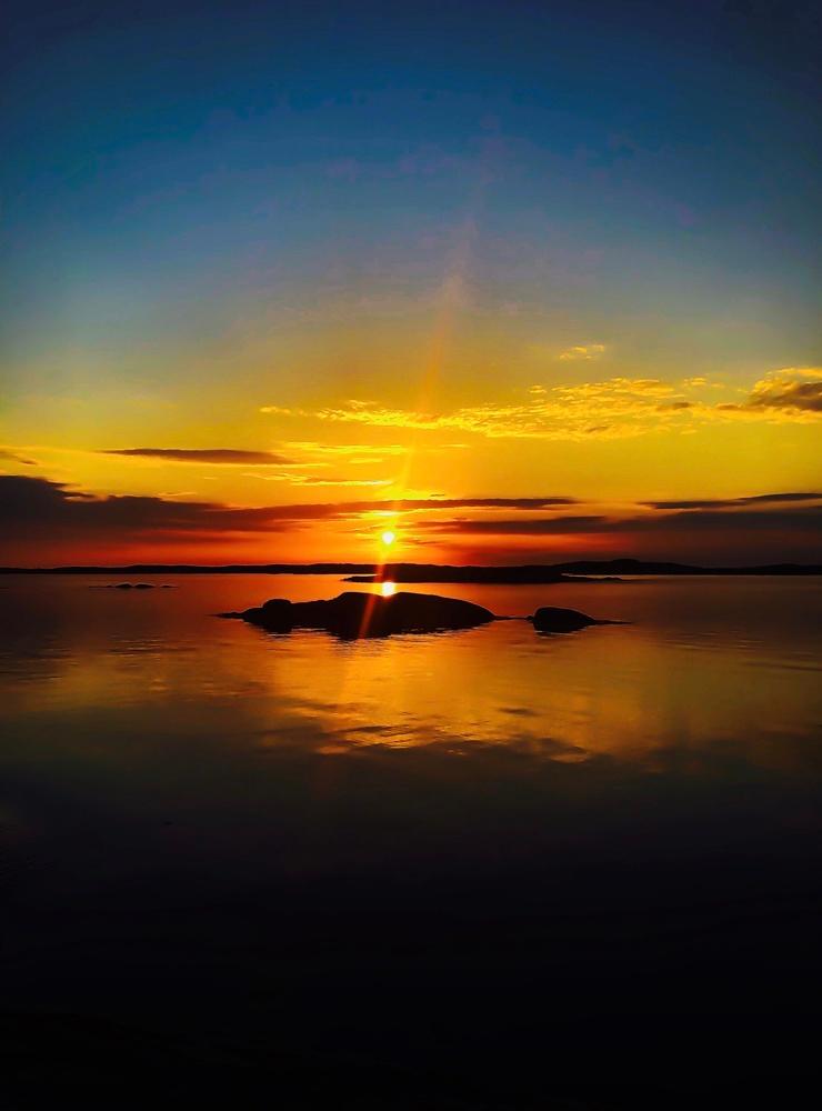 Solnedgång i Kovikshamn den 8 juli. Bild: Ida Kaiser 