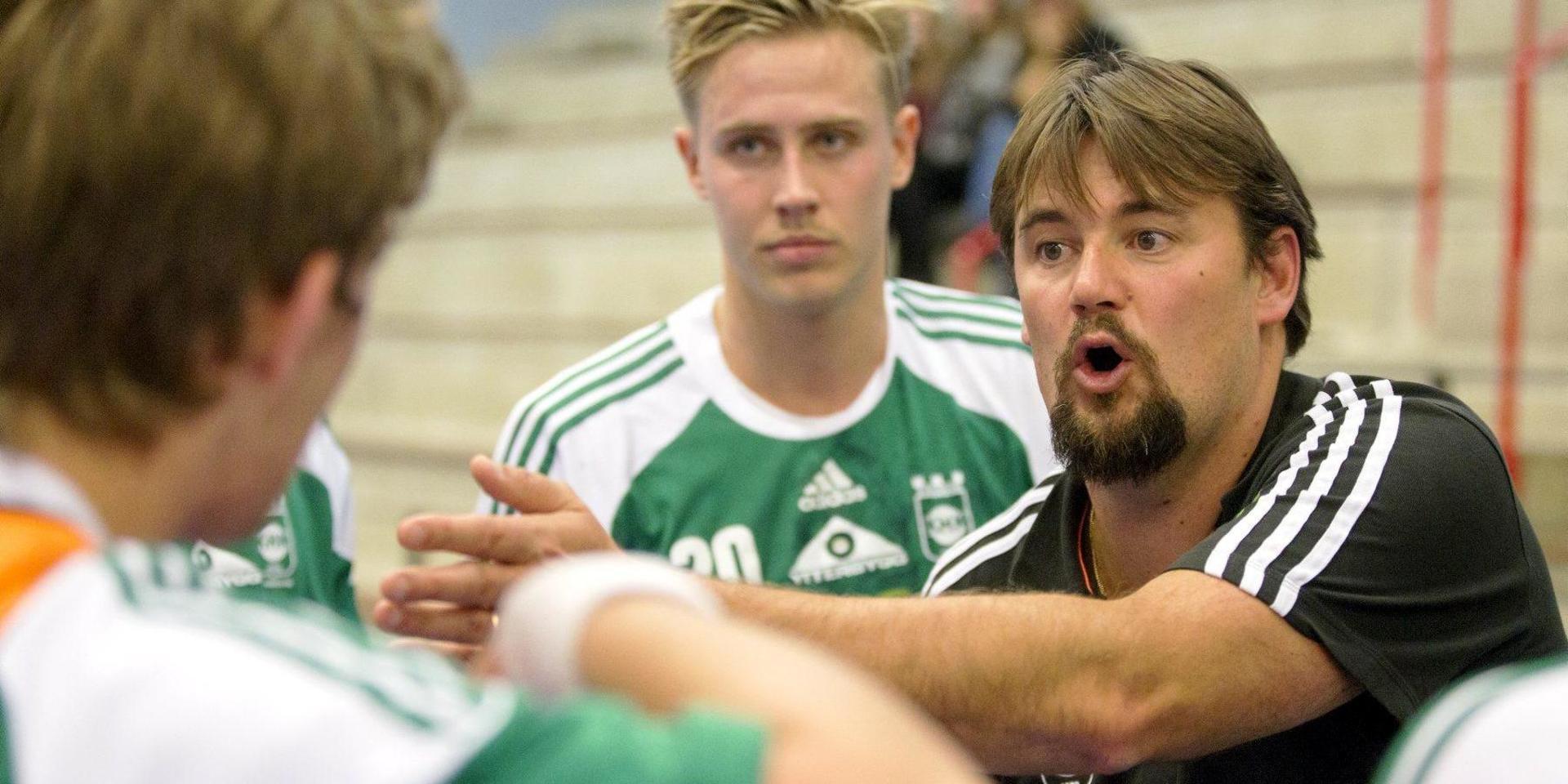 Fredrik Simonsson ansluter till KHK dam som assisterande tränare.
