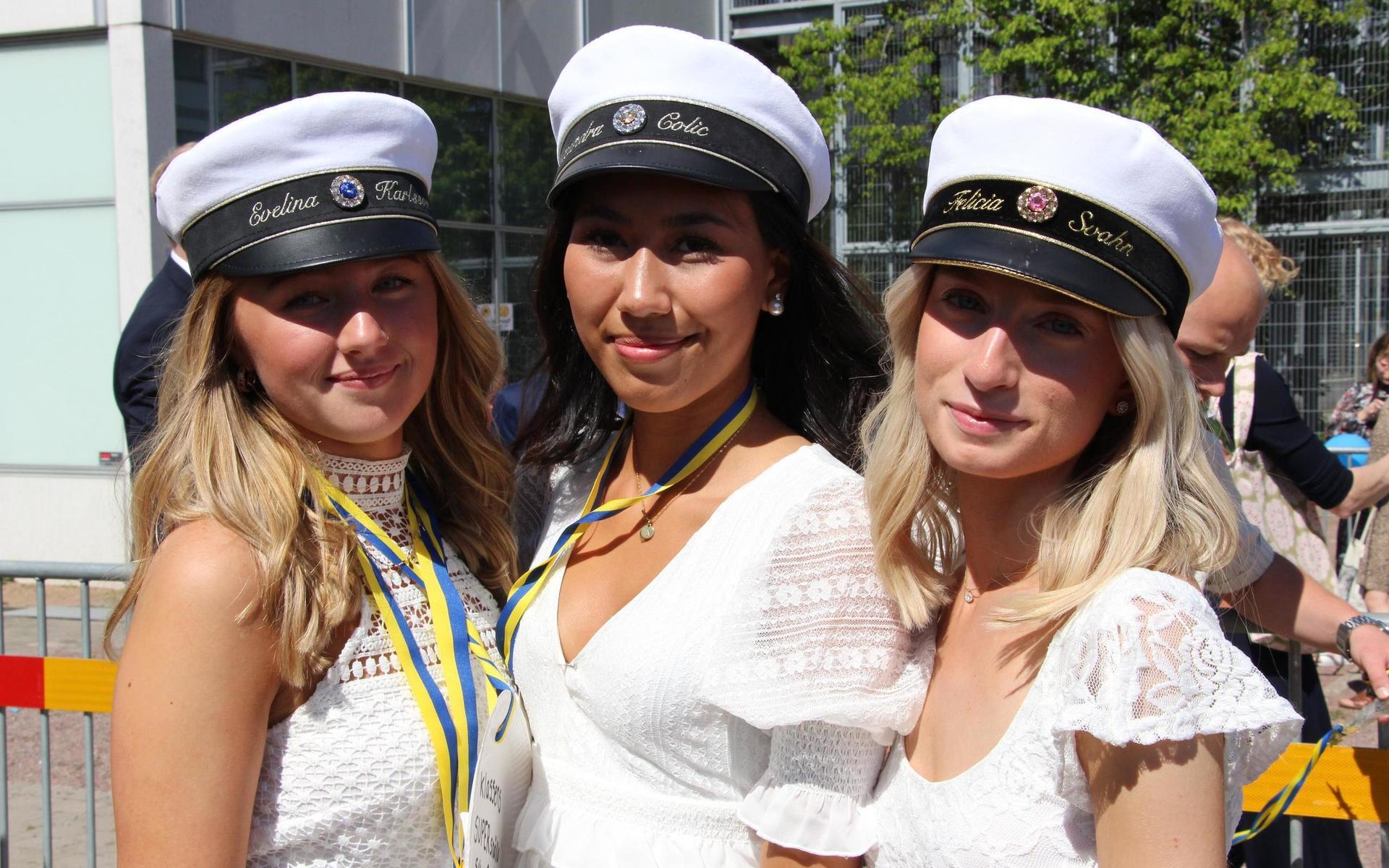 Evelina Karlsson, Sandra Colic och Felicia Svahn.