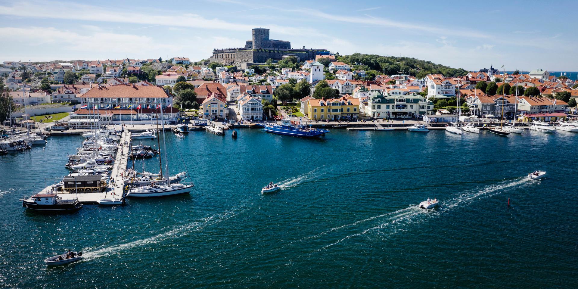 Det finns många trevliga evenemang kan man ta båten till i sommar. Som bland annat till ”Childhood Match Cup” i Marstrand. Arkivbild.