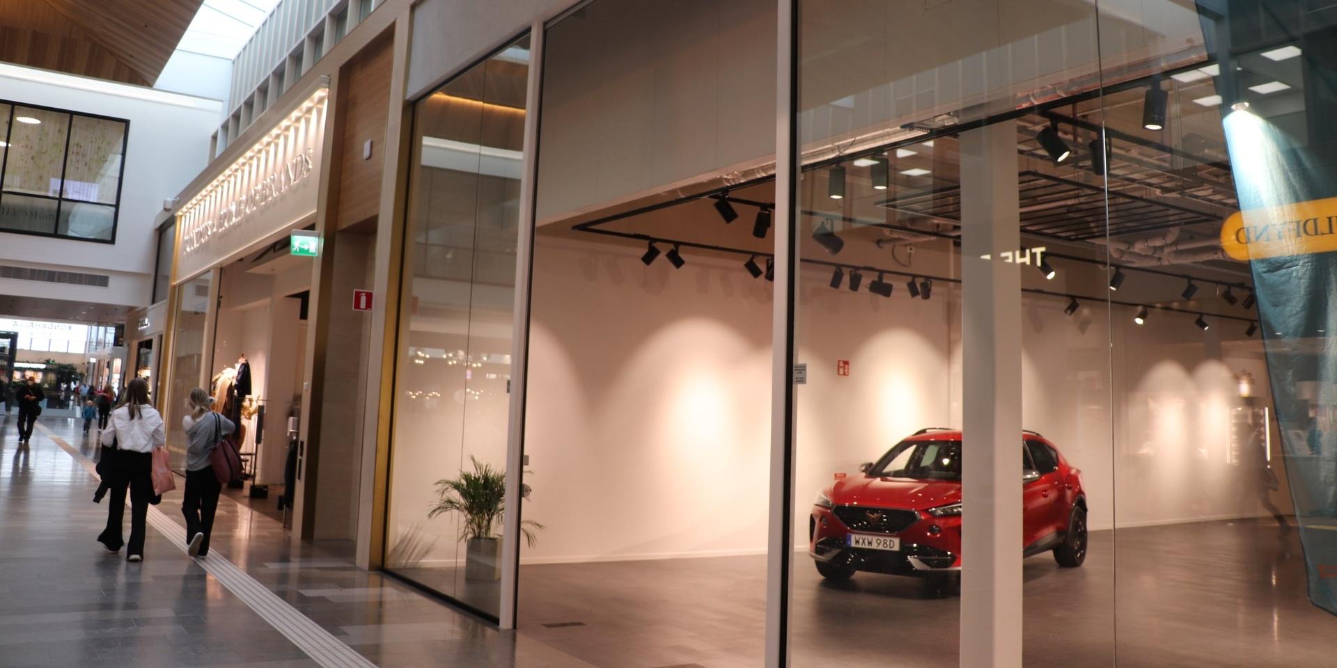 Frontbilar öppnar showroom i Kongahälla center. 