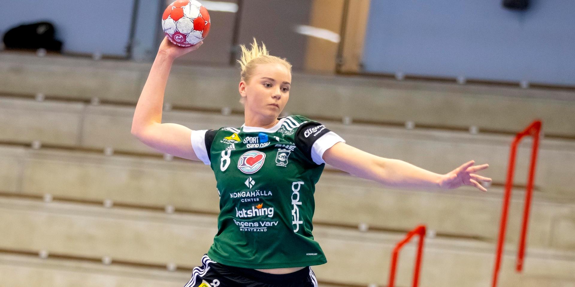 Alma Jöhnsson satte åtta bollar borta mot Lugi. Kungälv vann med 31–30.
