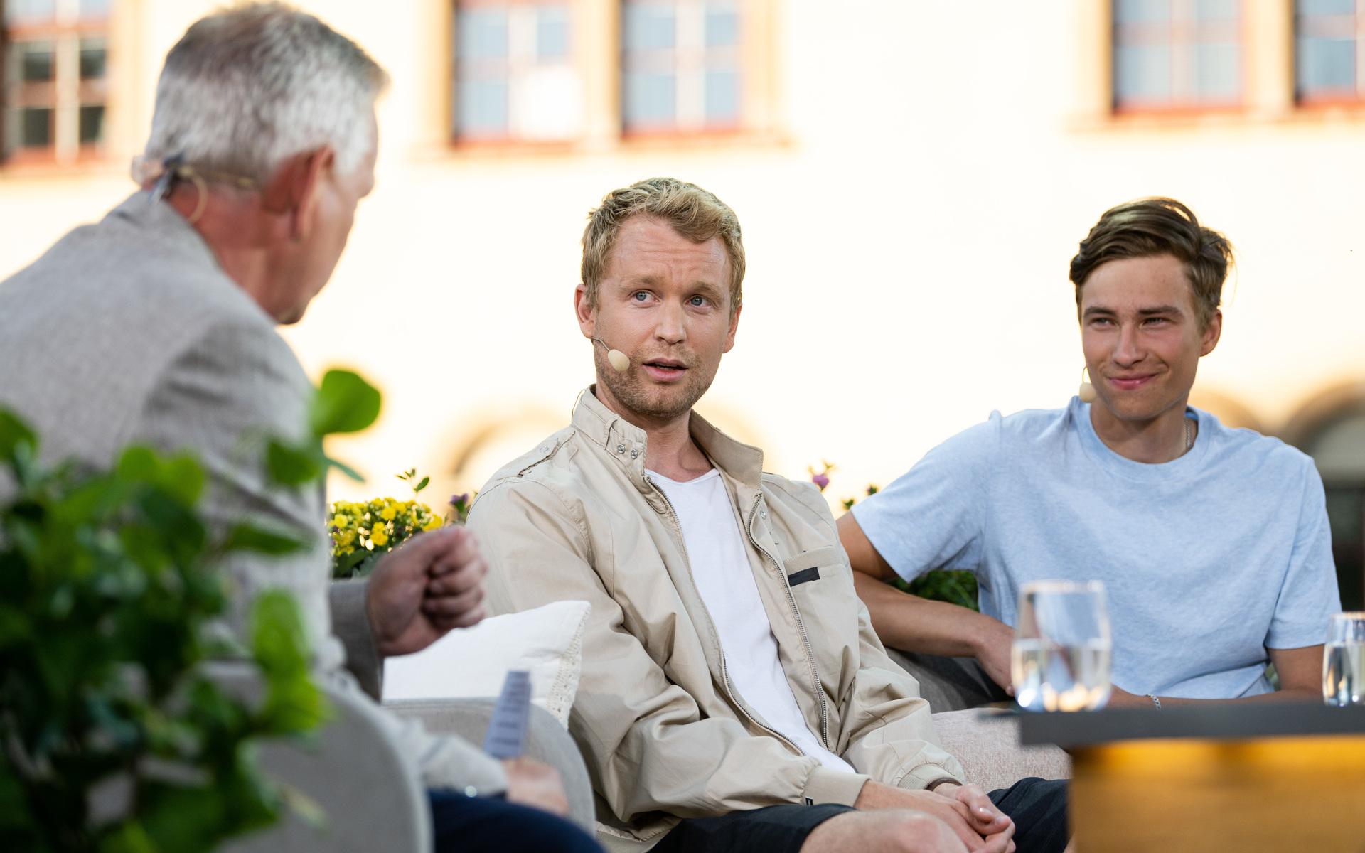 Björn Gustafsson och Patrik Hallberg i SVT:s studio.