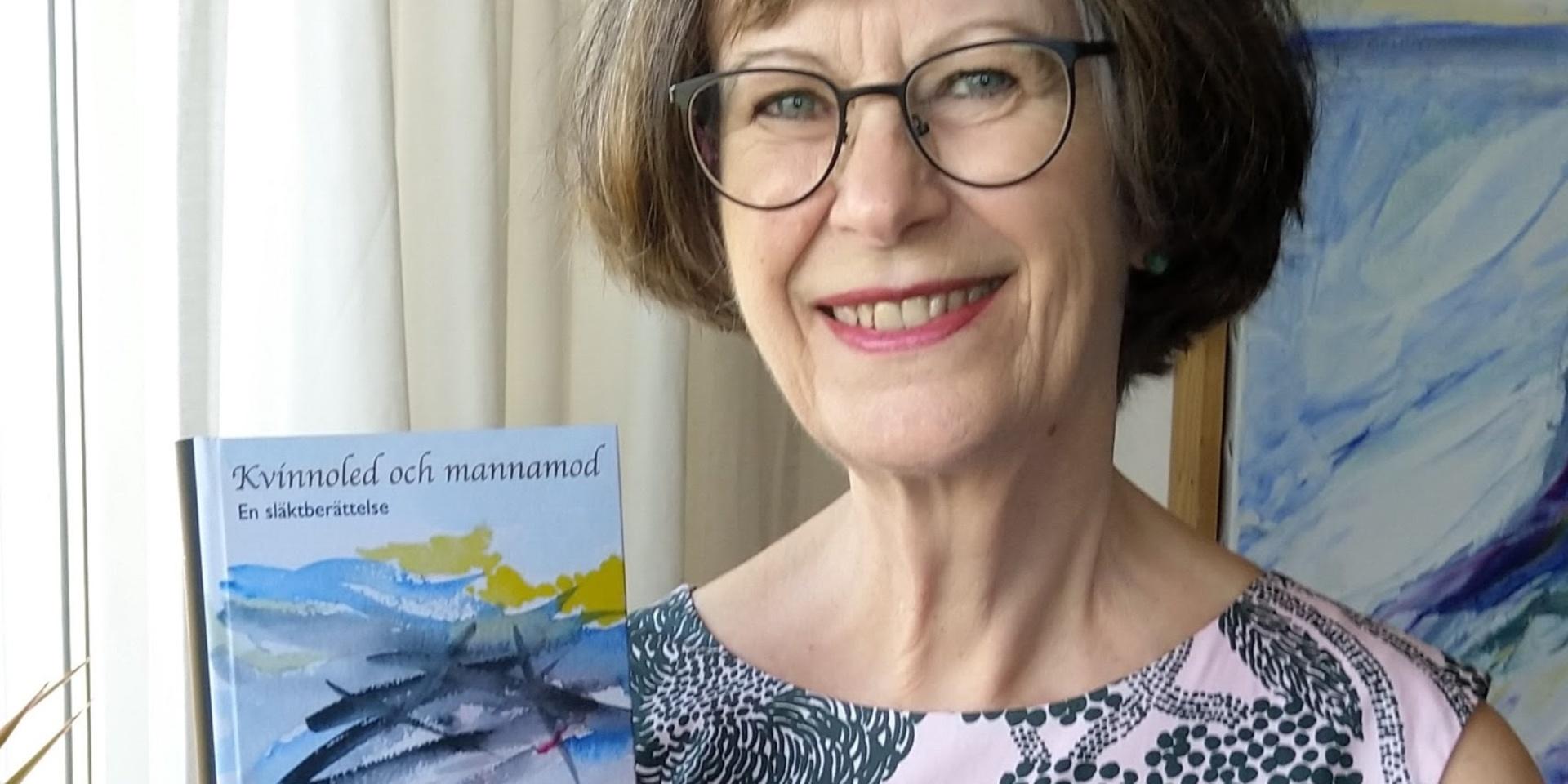 Debutförfattaren Christina Järås med sin roman Kvinnoled och mannamod. 