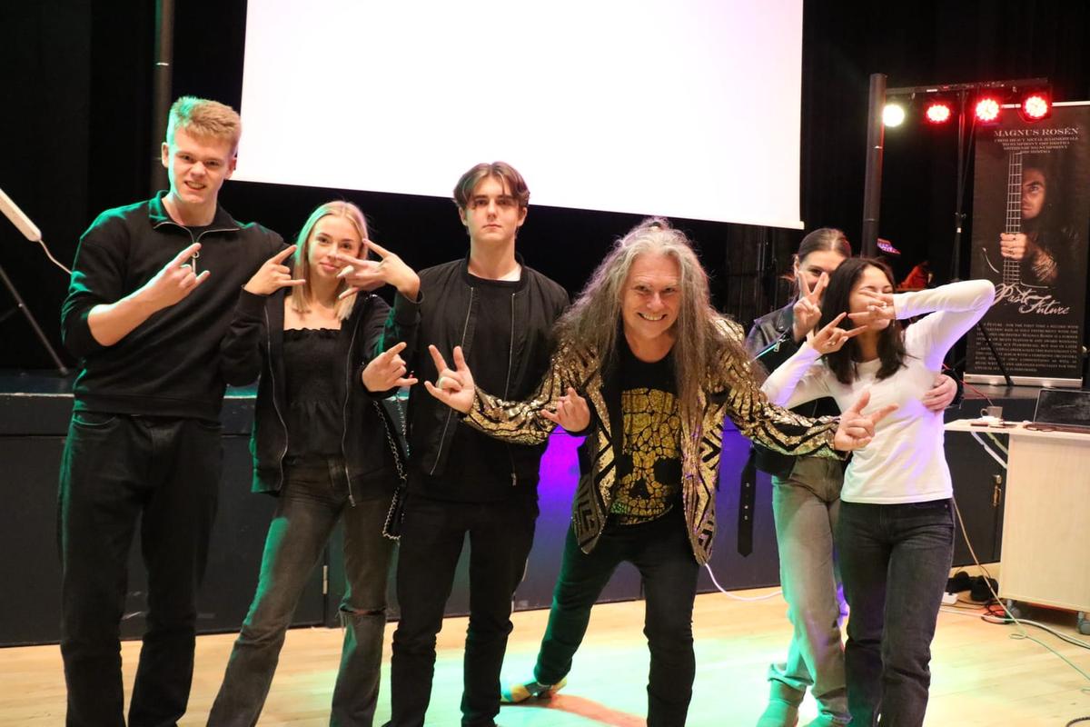 Basen har tagit Magnus Rosén från Romelanda jorden runt | Kungälvs-Posten